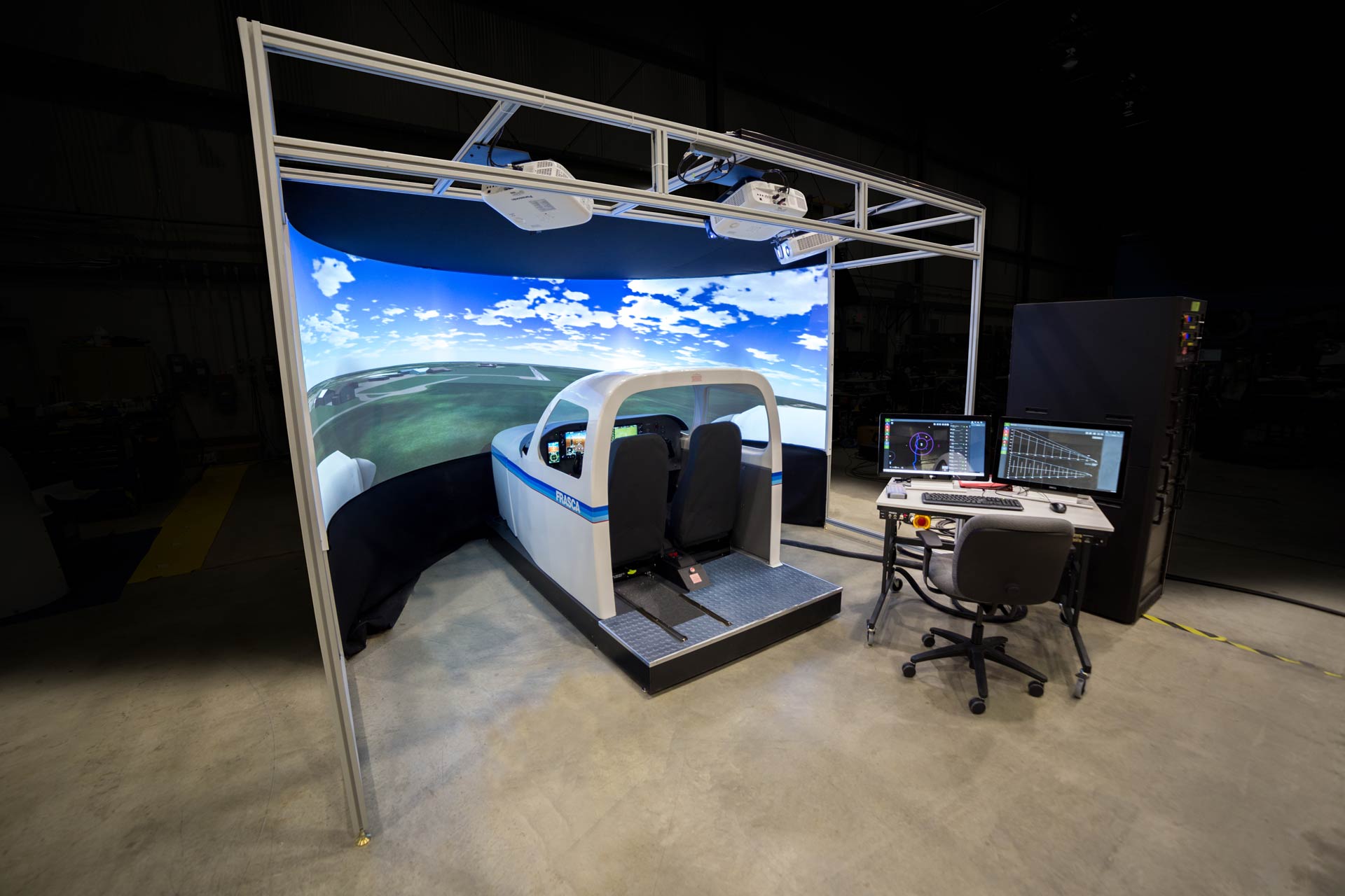 Aeronautical Simulation
